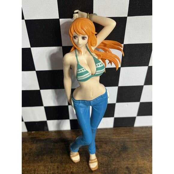 ONE PIECE NAMI - Japanese Anime Figure No Stand 10" - Picture 2 of 10